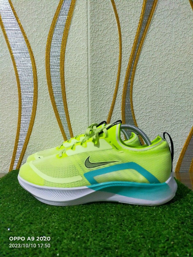 Nike zoom deals fly 2020