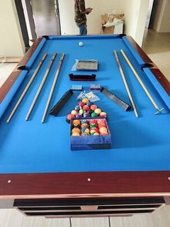 NOW ON SALE !! SALE !! SALE !!  BRUNSWICK BILLIARD TABLE   with ALL ACCESSORIES INCLUDED !!