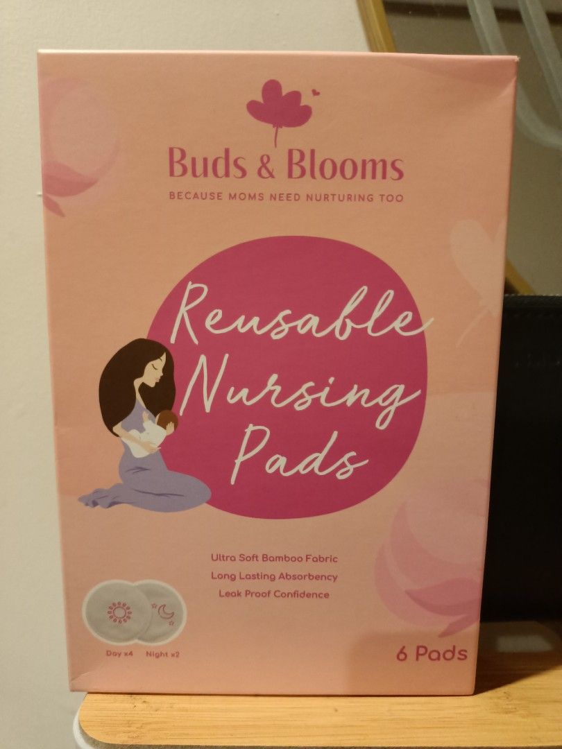 Nursing pad (Category: Breastfeeding & Bottle Feeding) located in Quezon City. Submitted by soloqueenph (Listing ID 1259378889, Image 1). Description: selling it low got it from shopee never been used nor open..