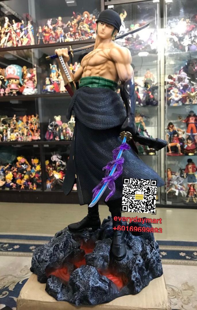Roronoa Zoro Figurine - A Wonder Store