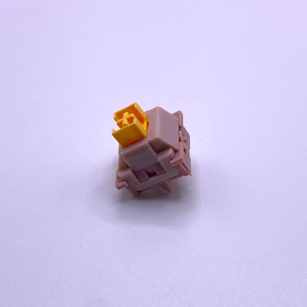 OUTEMU Silent Peach V2 (Linear), Computers & Tech, Parts & Accessories ...