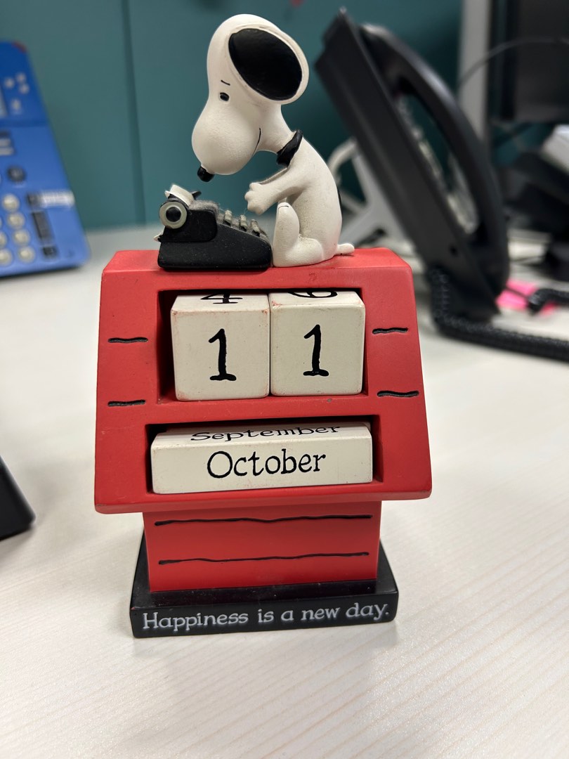 Perpetual calendar Snoopy Hobbies Toys Memorabilia Collectibles