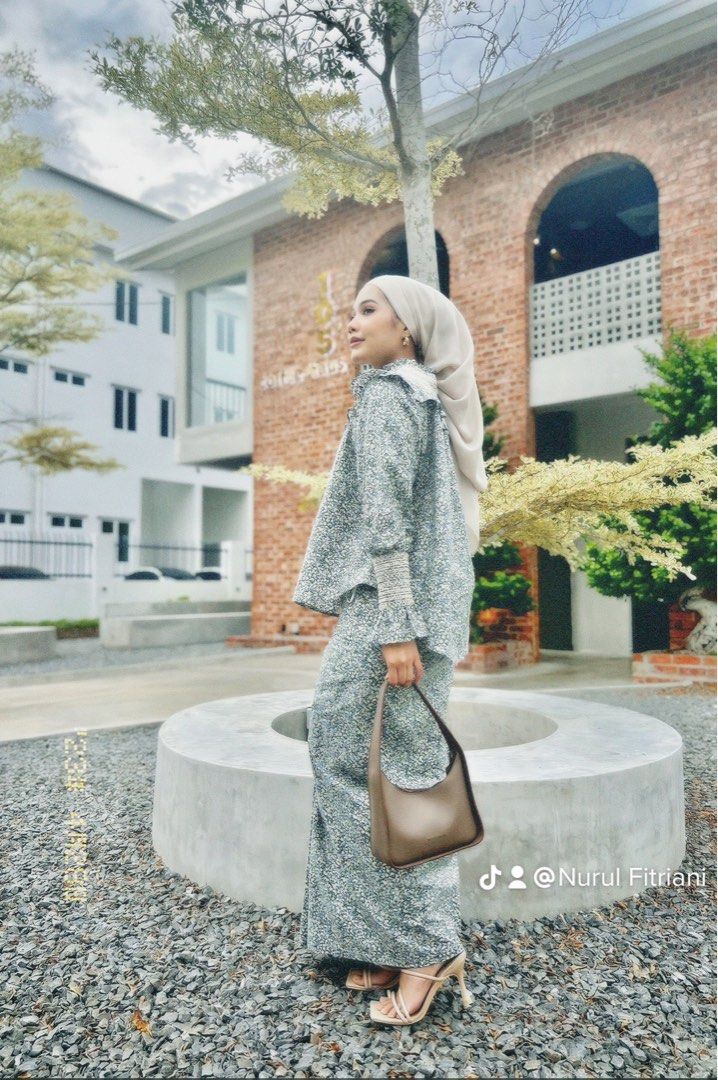 Hijab on sale garden party