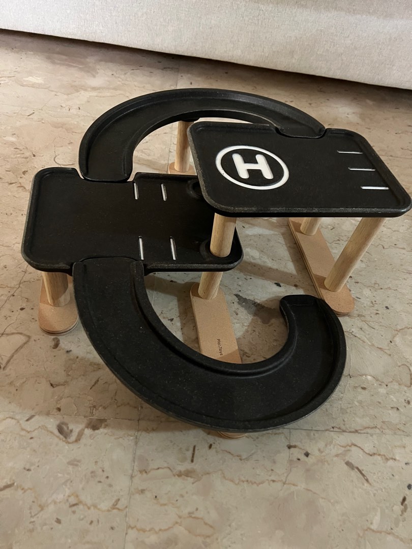 Plan toys race n play sales