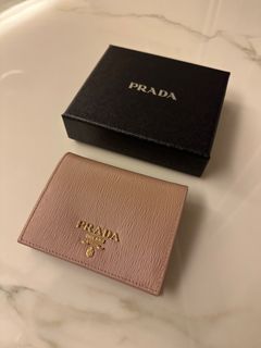 （分類：）位於 。 由 Jenluxury 提交（商品編號 1259304018，圖片 1）。簡介： 。