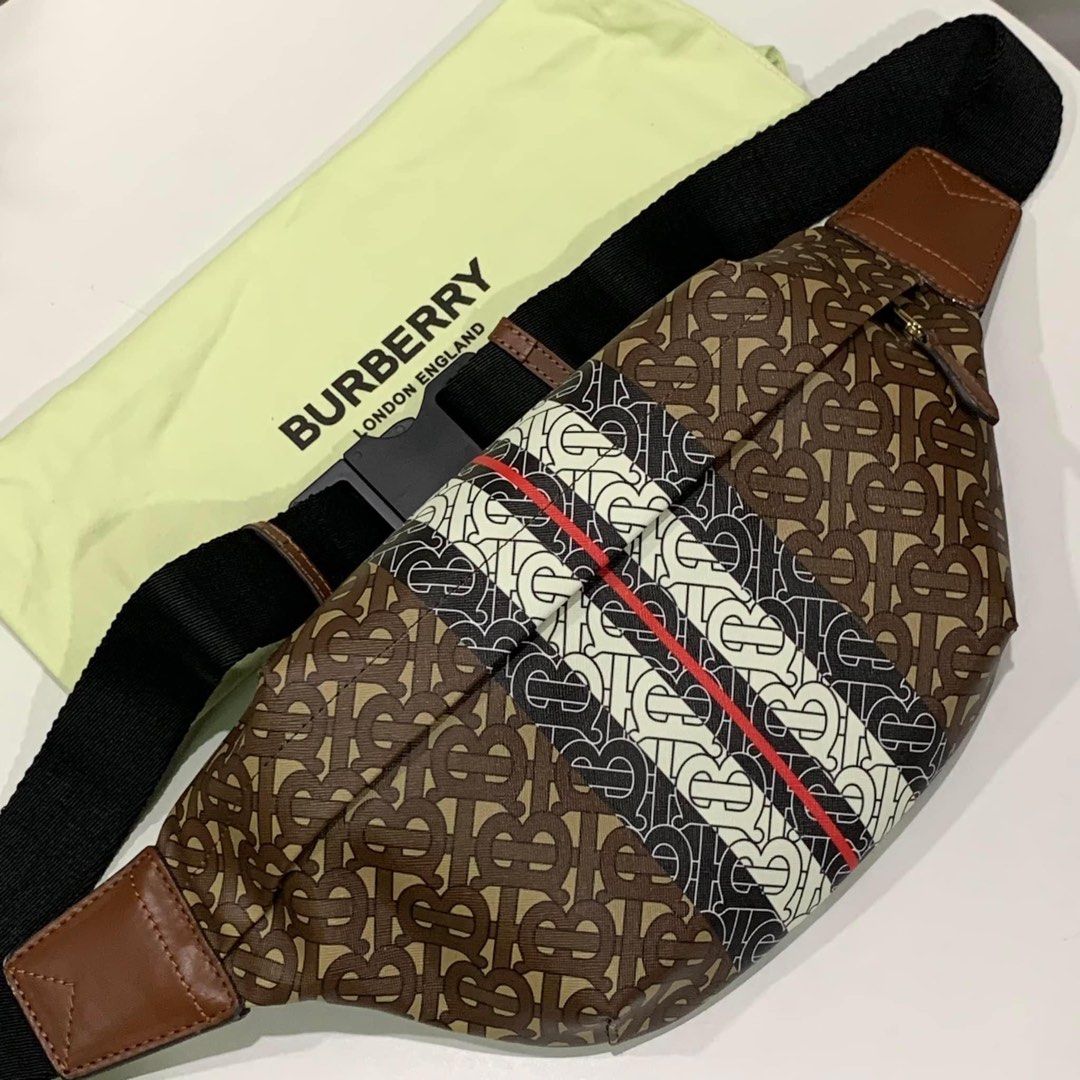 Burberry Bum Bag, Men's Fashion, Bags, Belt bags, Clutches and Pouches on  Carousell