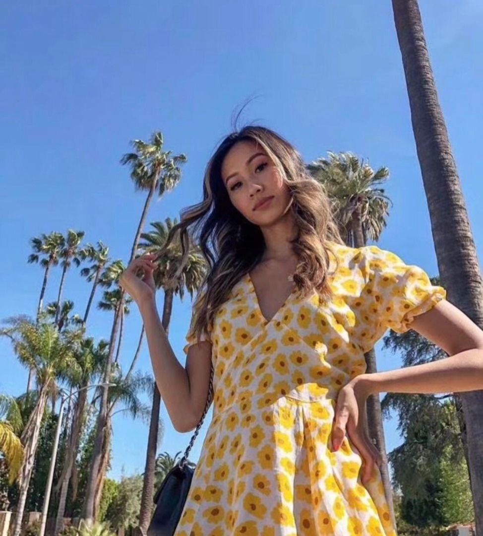 Yellow daisy dress sale