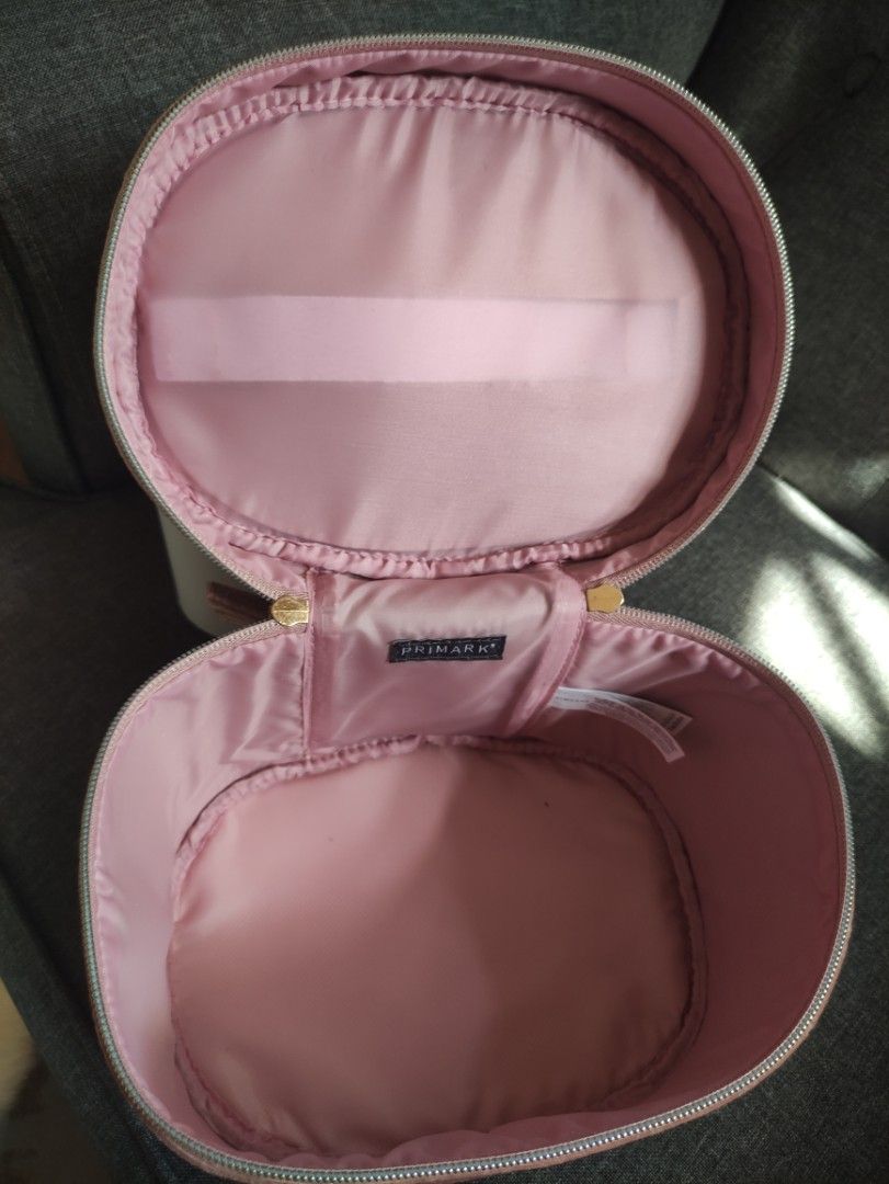 Vanity discount bag primark