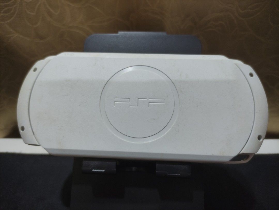 PSP Street (White), Video Gaming, Video Game Consoles, PlayStation on Carousell