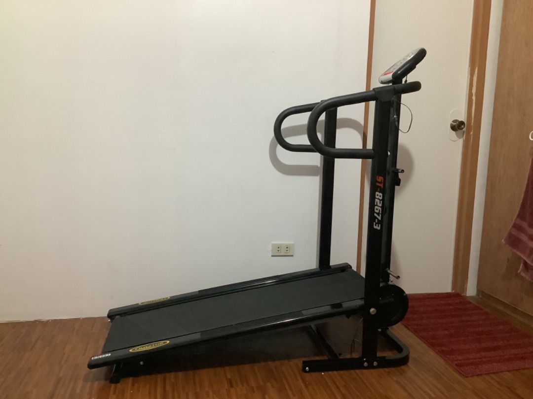 Questor Manual Treadmill, Sports Equipment, Exercise & Fitness, Cardio ...