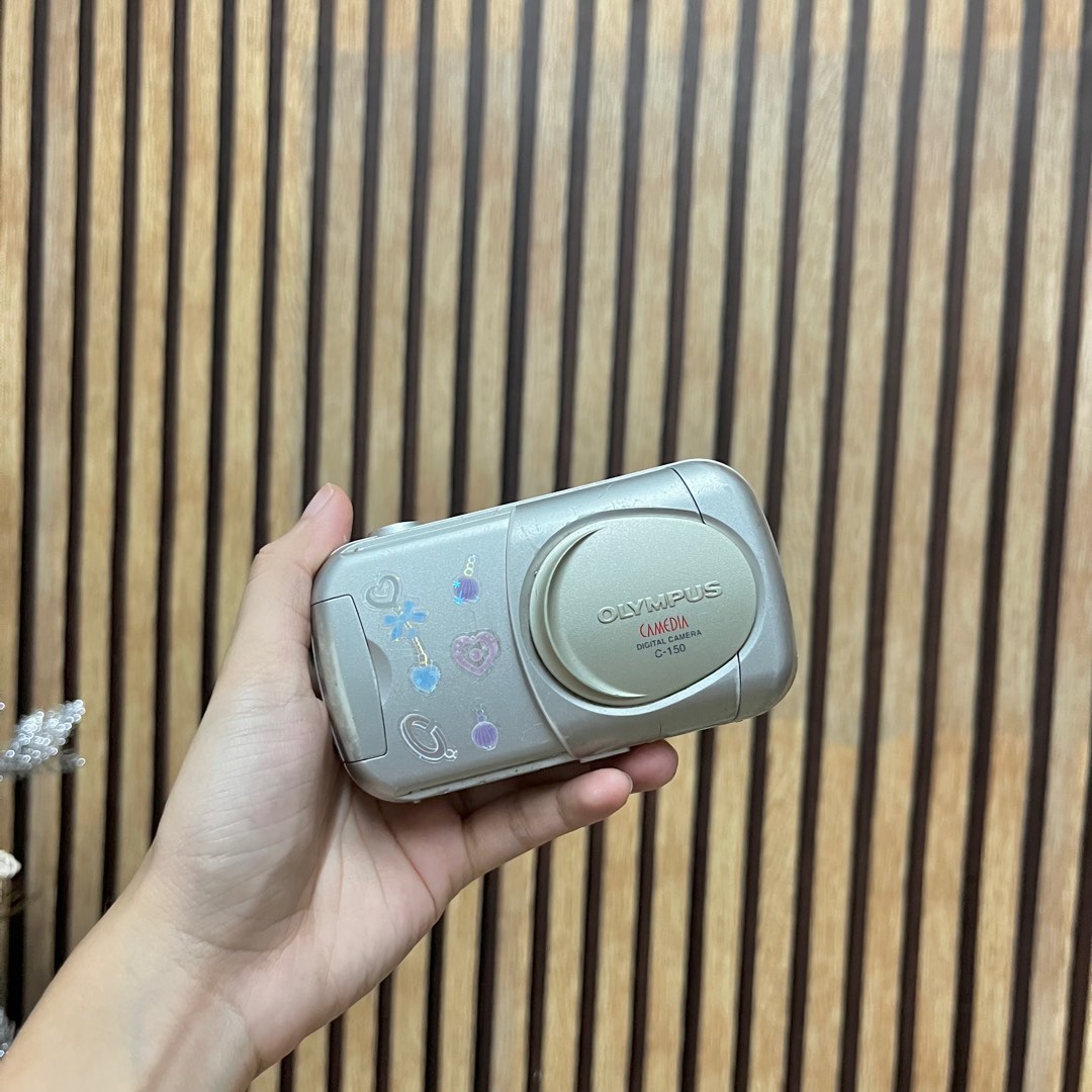 Rare Olympus Camedia C150 Digital Camera, Photography, Cameras on Carousell