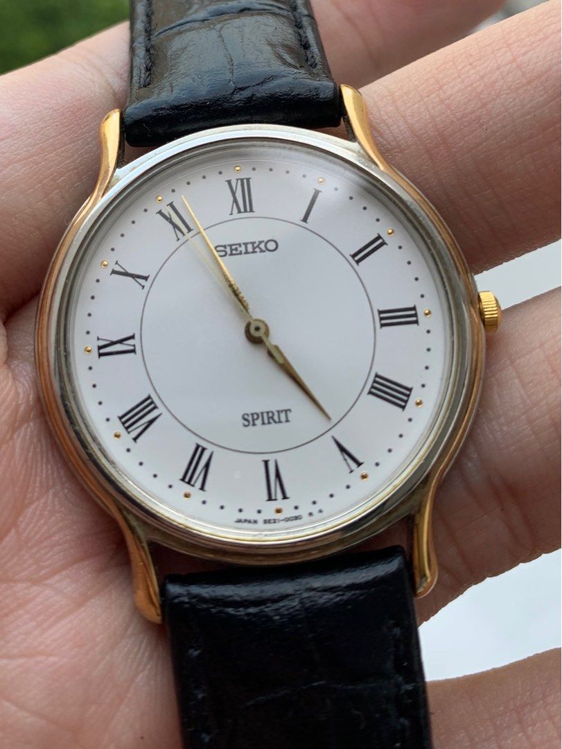 seiko roman numeral watch