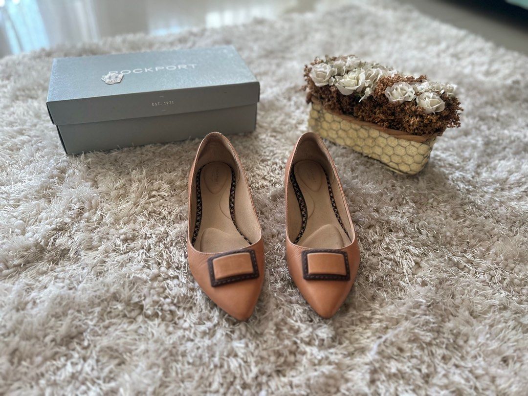 Rockport flat shoes original like new