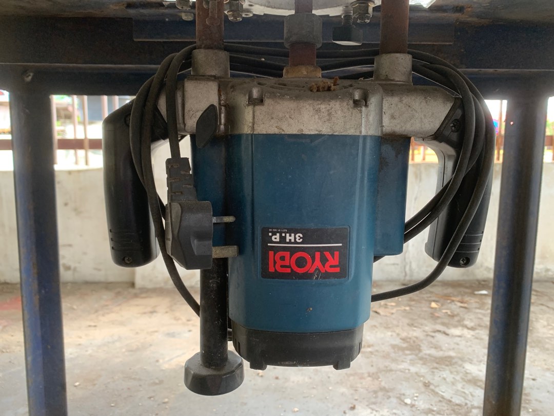 Router RYOBI