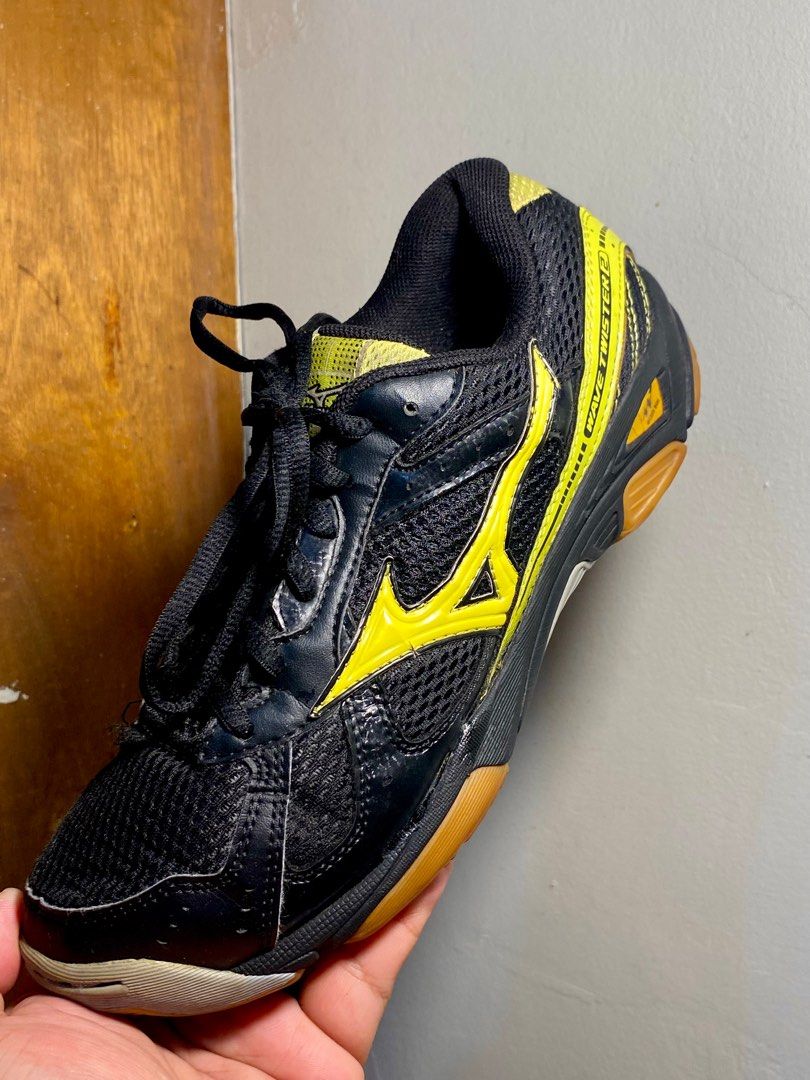 Mizuno wave shop twister gold