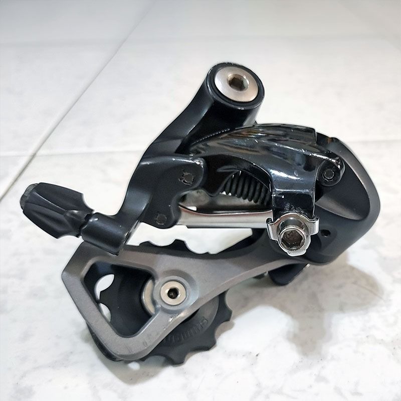 RD-5701 - Dérailleur arrière 105 10 vitesses - Sports aux Puces VéloGare