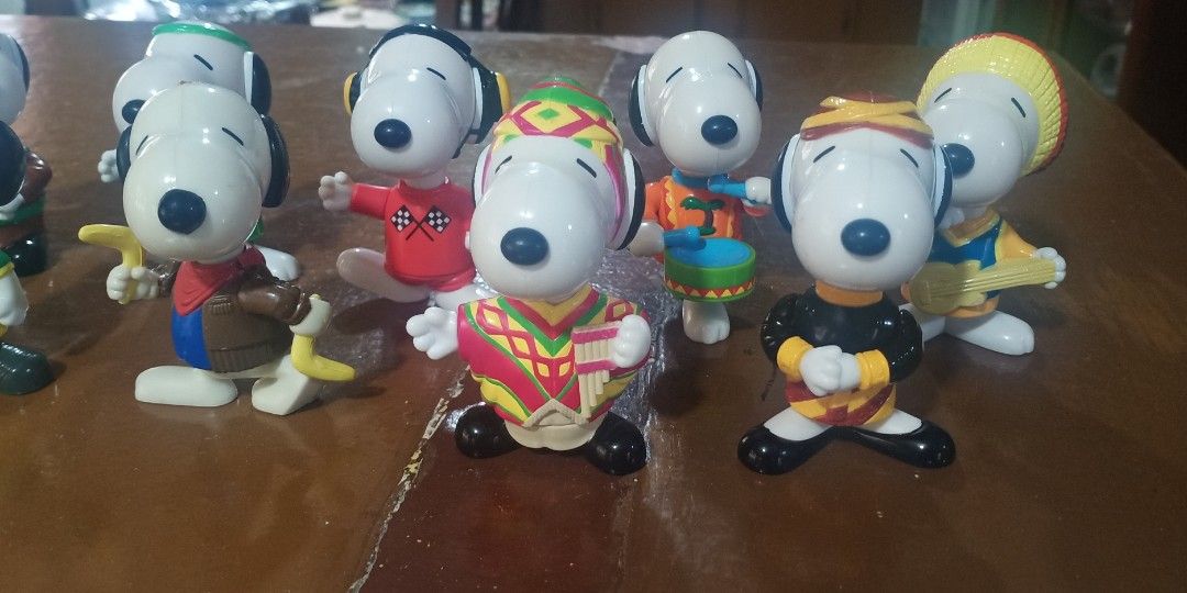 Snoopy Worldtour Collections (Category: Figurines & Statues) located in Baguio. Submitted by nyle1530 (Listing ID 1259276695, Image 1). Description: ⭕Snoopy World Tour Collectibles Figurines capturing Snoopy's global escapades © UFS HK 01 13pcs.