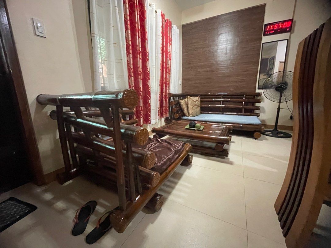 Sofa Bamboo Japan Style (Category: Sofas) located in Marikina City. Submitted by ailacollections (Listing ID 1259295618, Image 2). Description: 4 seaters wide (sofa bed style) 1 seater wide Mababa lang (japan style modern design) Own Design Well maintained sofa Comes with uratex foam Issue yung single sofa need to fix ng konti may konting galaw All goods walang anay Walang surot .