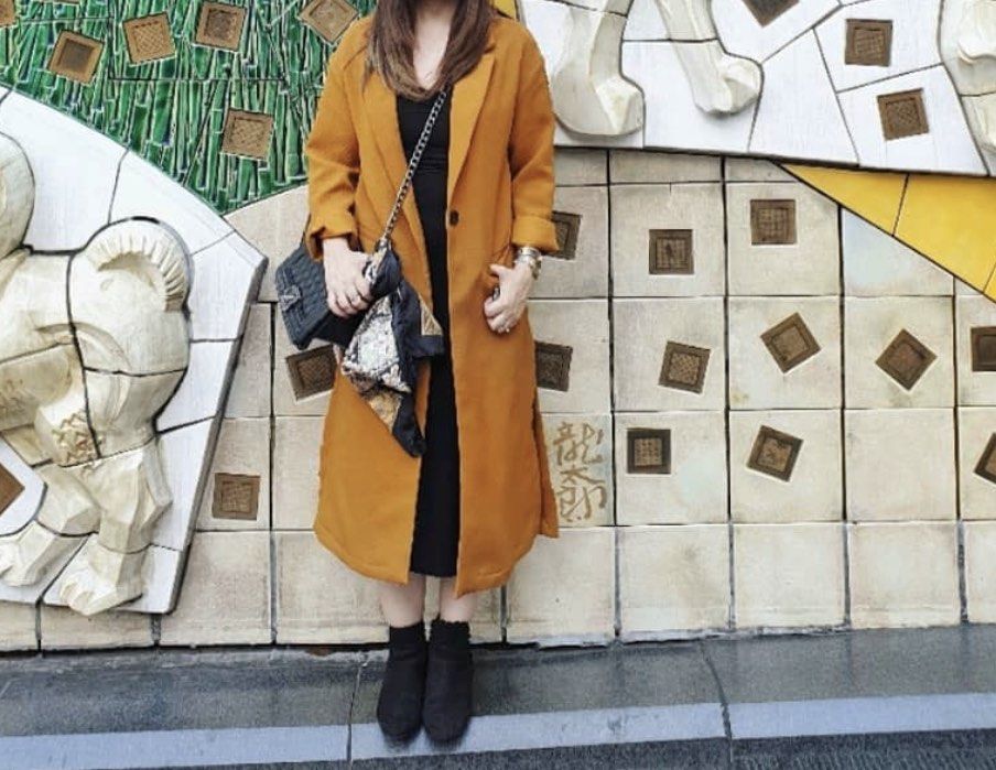Stradivarius yellow coat outlet