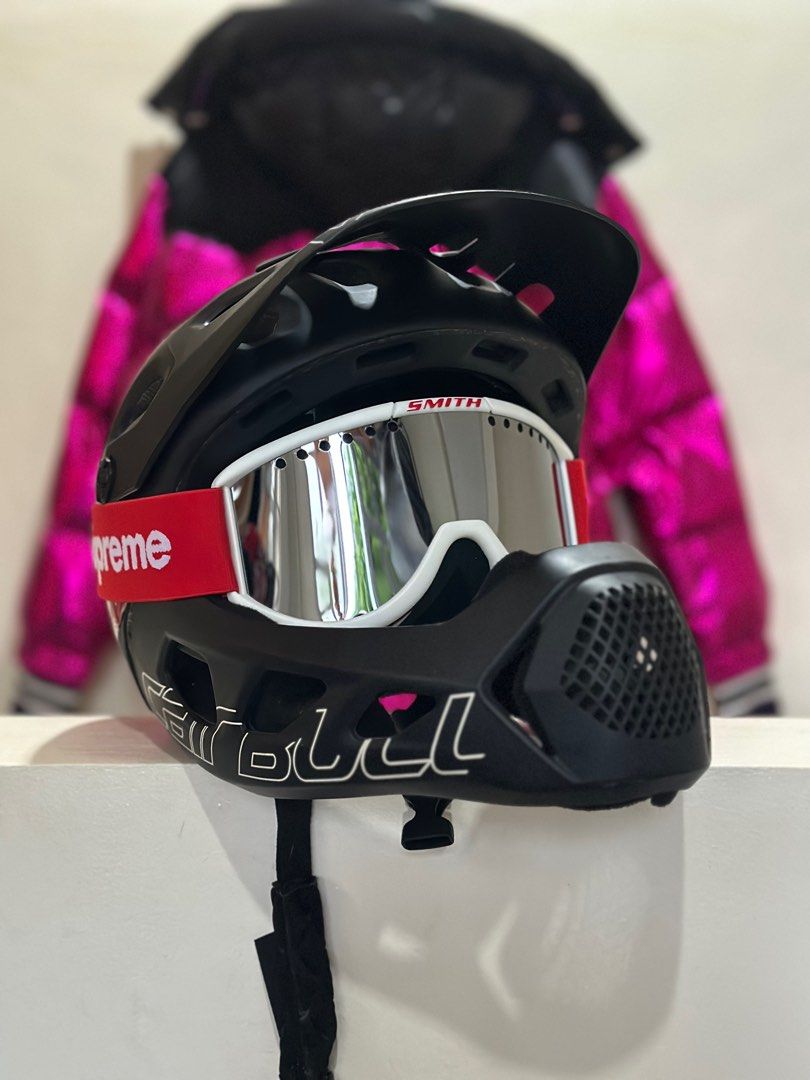 Supreme Smith Ski Goggles Sports Equipment Other Sports
