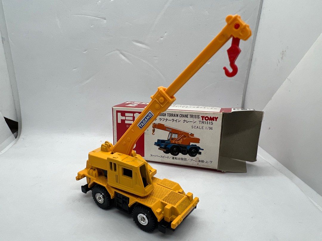 新品 トミカ トミー 黒箱 多田野 ラフター ラインクレーン TR151S