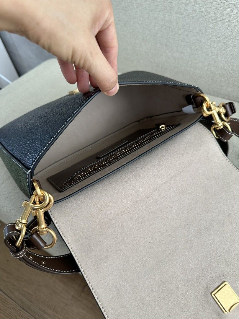 Tory Burch Felix Flap Shoulder Bag Black, Luxury, Bags & Wallets on Carousell