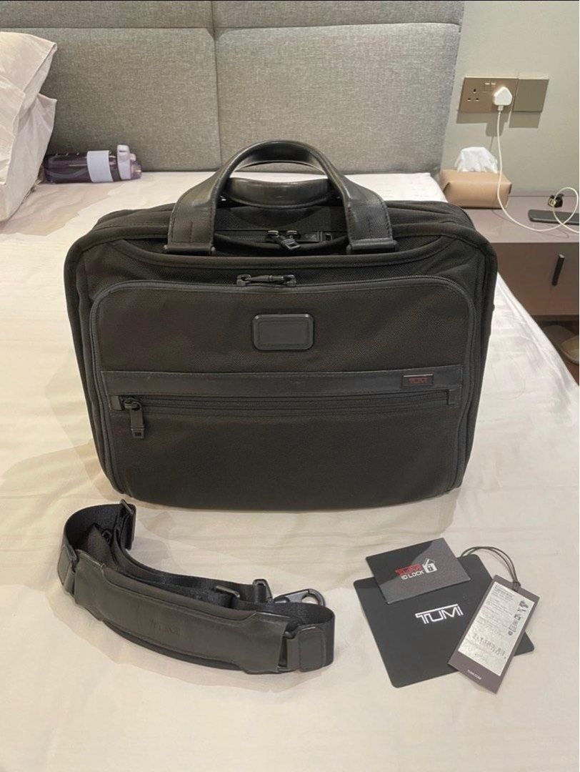 Tumi organizer clearance