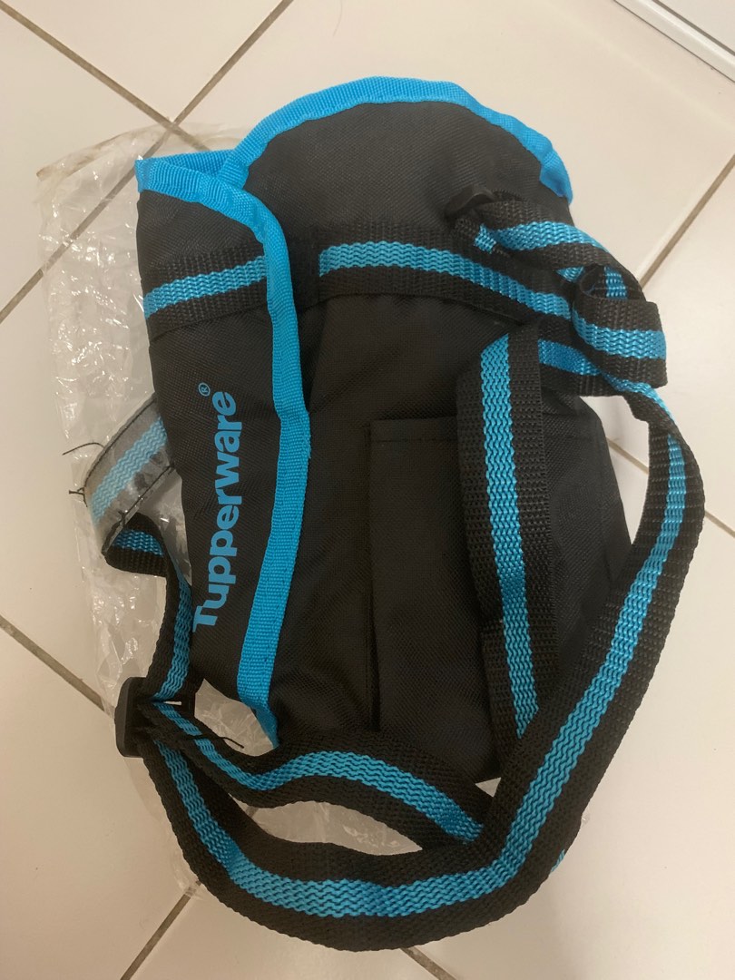 Tupperware water bottle holder, Sports Equipment, Other Sports Equipment and Supplies on Carousell
