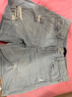 (Category: ) located in . Submitted by declutter_closet99 (Listing ID 1259362716, Image 1). Description: .