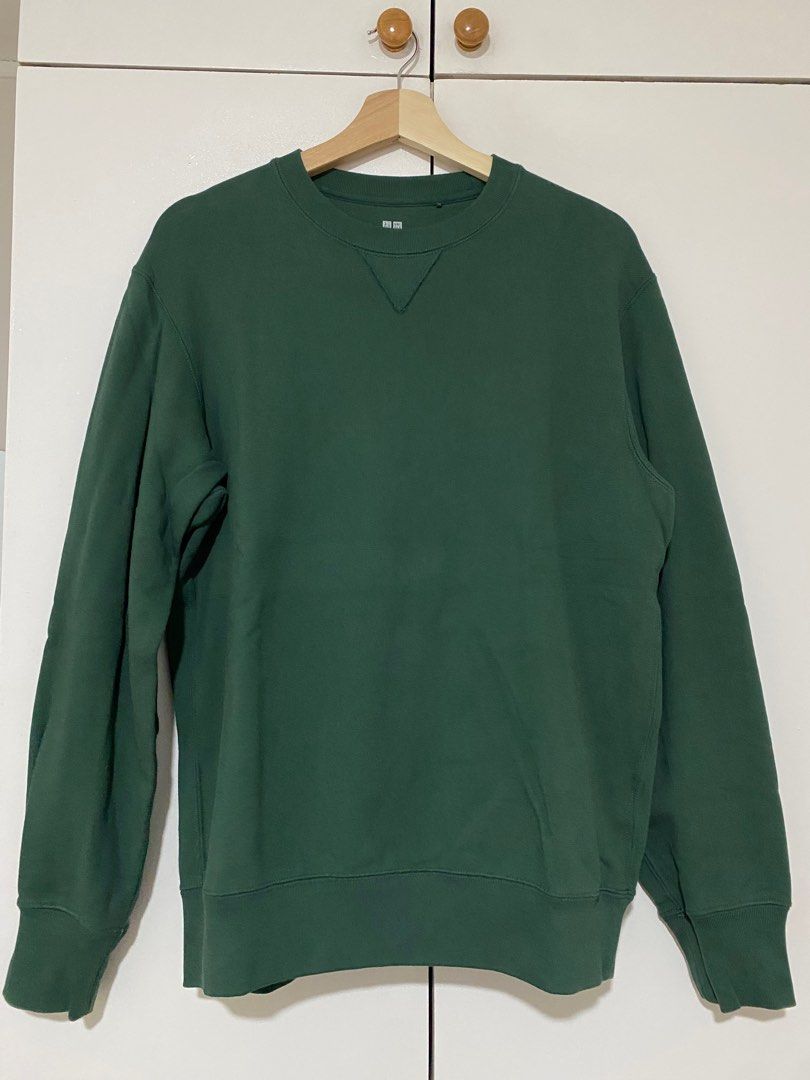 Uniqlo green sweatshirt shop