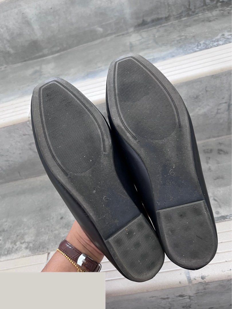 Vincci flat shoes, Women's Fashion, Footwear, Flats on Carousell