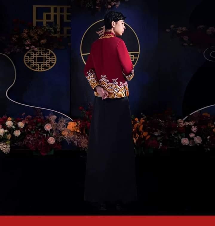 Wedding Ma Kua red top black bottom