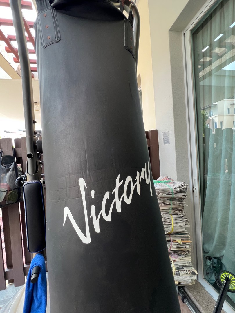 Weights, situp bench, pullup bar, punching bag, Sports Equipment