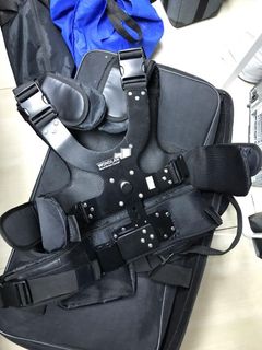 （分類：）位於 。 由 darnalang 提交（商品編號 1259421289，圖片 1）。簡介： 。