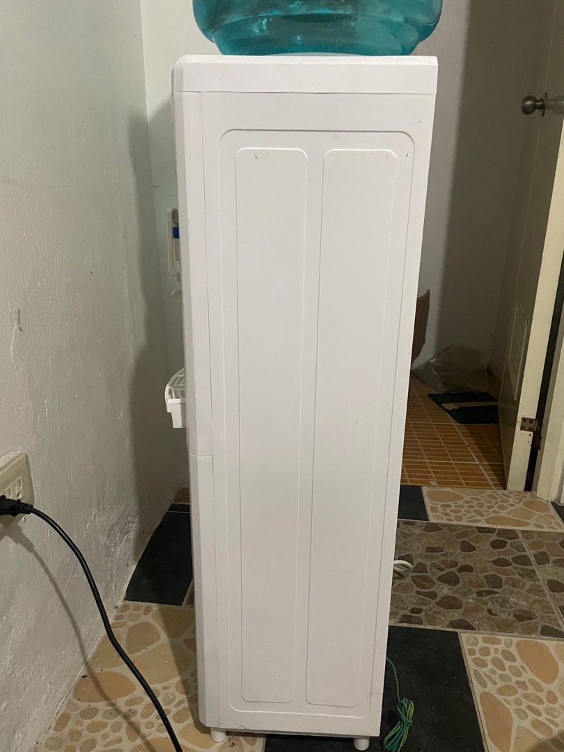 Xtreme Water Dispenser XWD012W, TV & Home Appliances, Kitchen