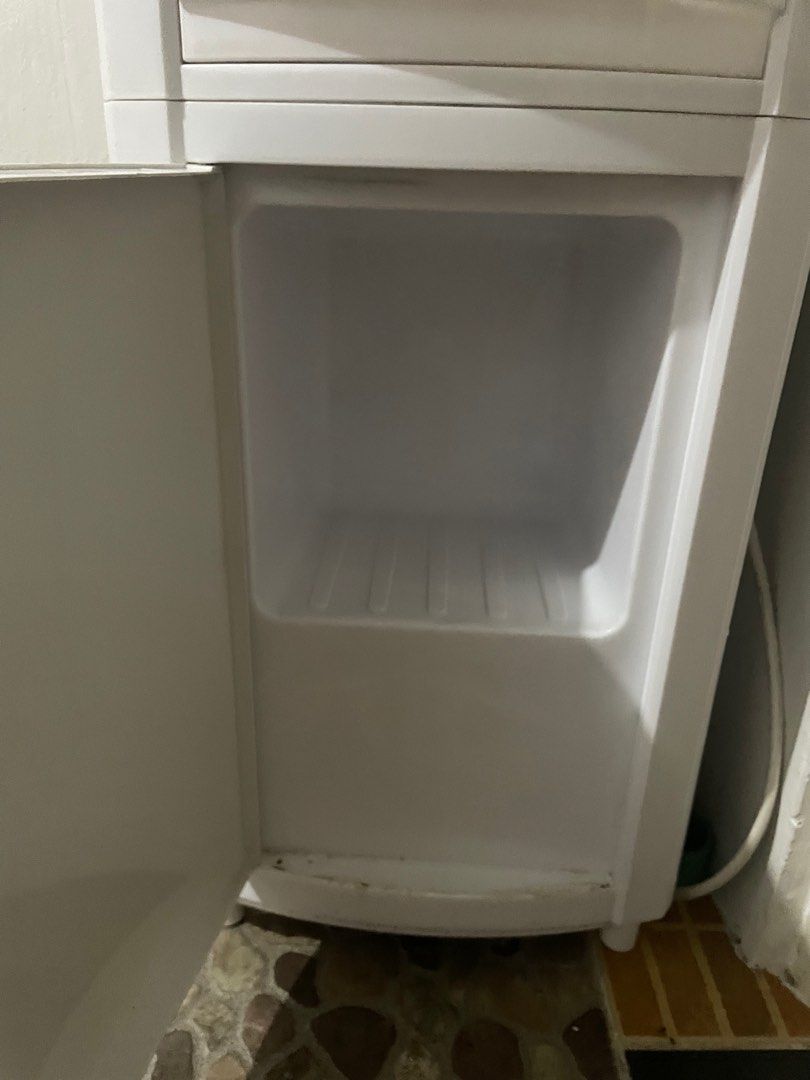 Xtreme Water Dispenser XWD012W, TV & Home Appliances, Kitchen