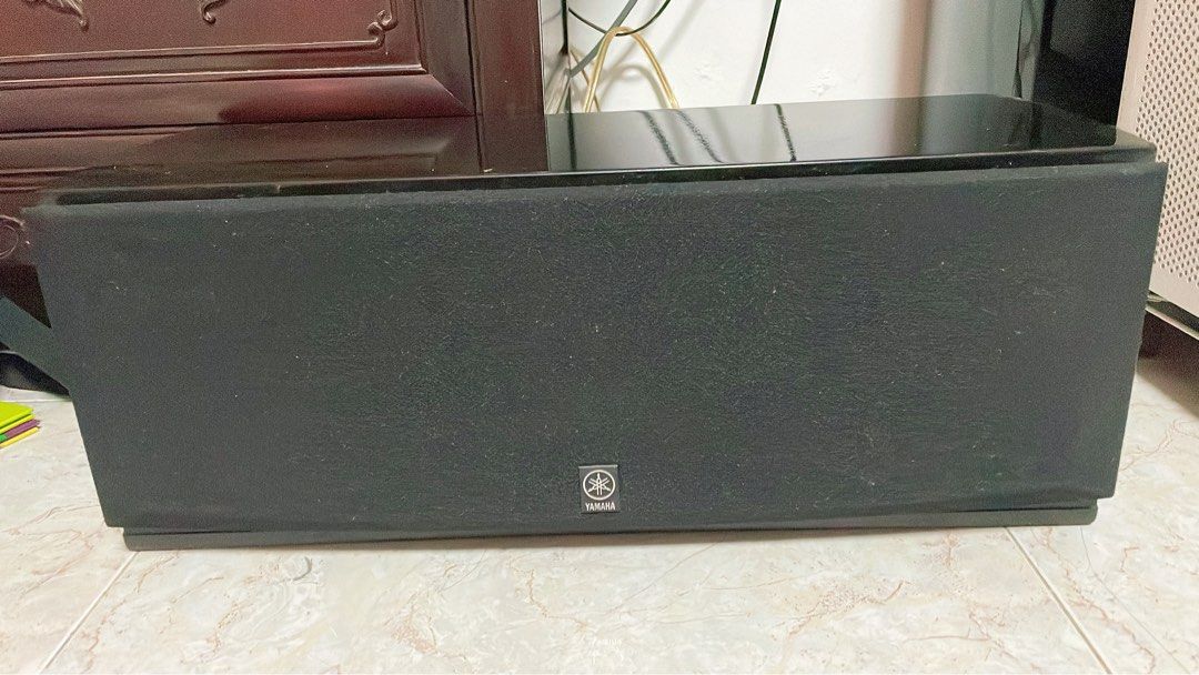 Yamaha Center Speaker Model No. NSC444, Audio, Soundbars, Speakers & Amplifiers on Carousell
