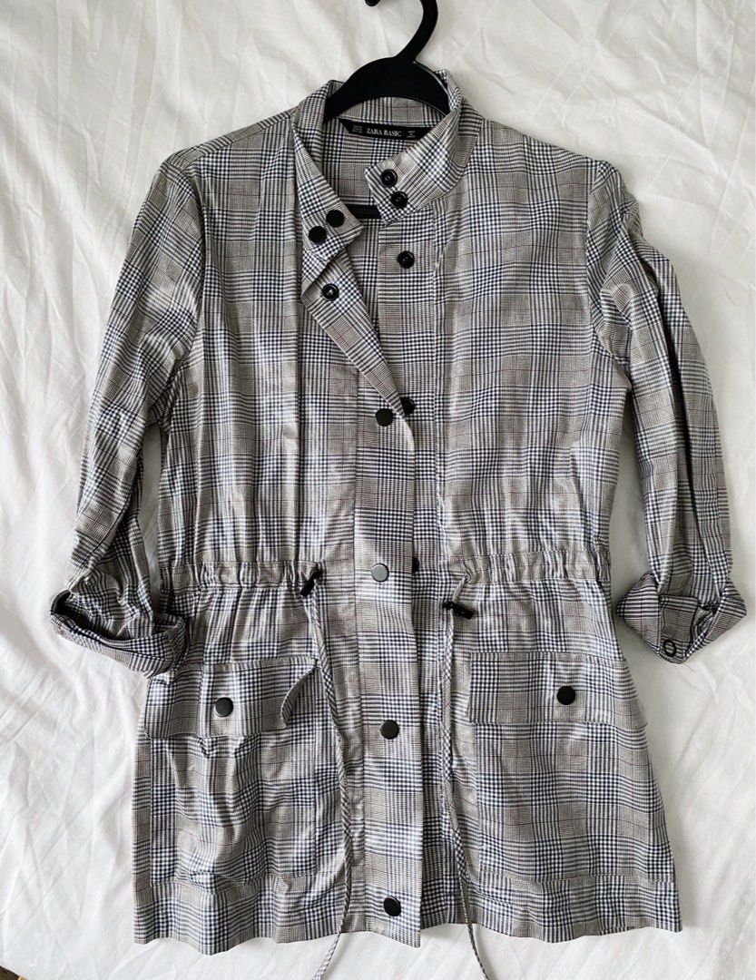 Zara Checkered Blazer jacket. Burberry print