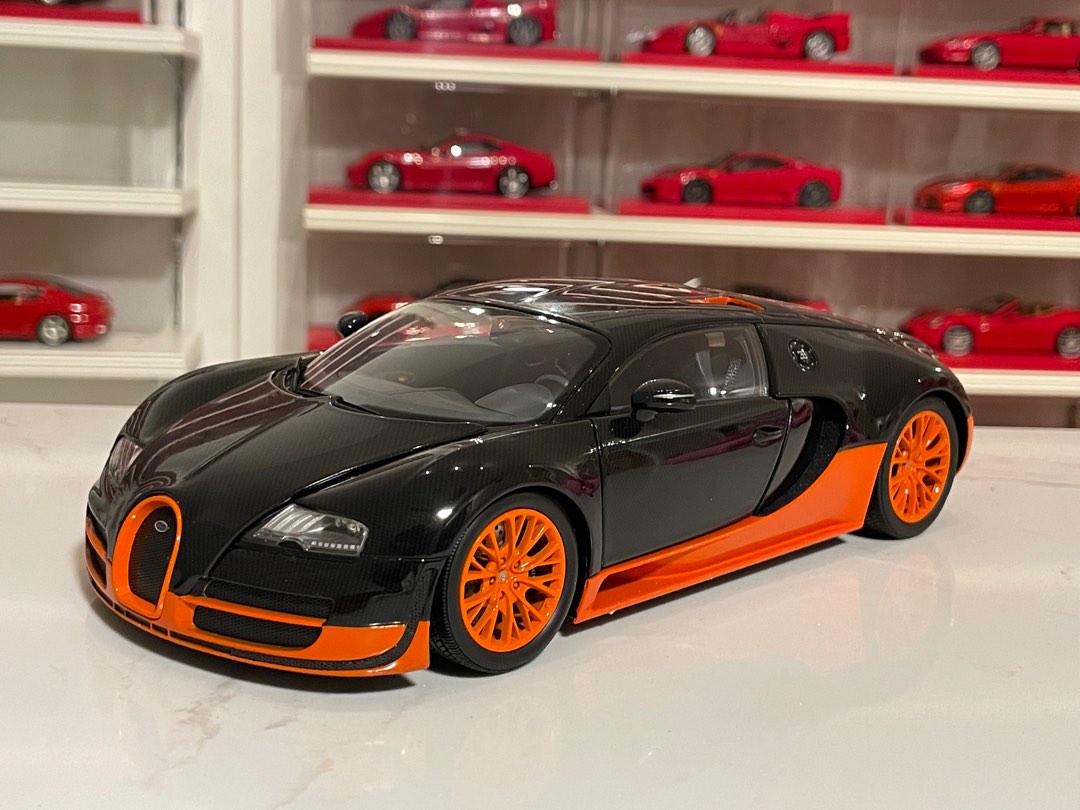 Miniature Minichamps 1/43 – Bugatti Veyron Super Sport World Record Edition (boîte Vitrée)