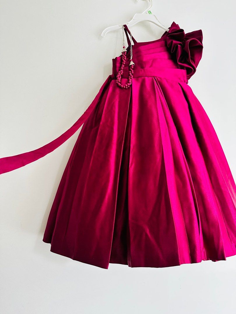 120 Girl 3 5years Flared Party Gown Dress with big skirt and