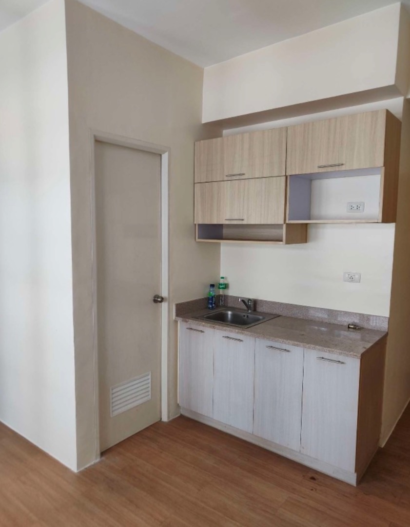 (Category: ) located in . Submitted by habitto (Listing ID 1259575492, Image 1). Description: .