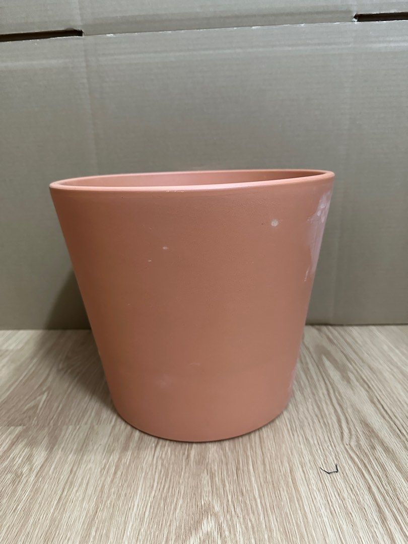 24cm terracotta pot only, Furniture & Home Living, Gardening, Pots ...