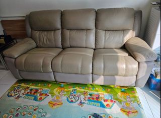 (Category: ) located in . Submitted by teddyho99 (Listing ID 1259609077, Image 1). Description: .