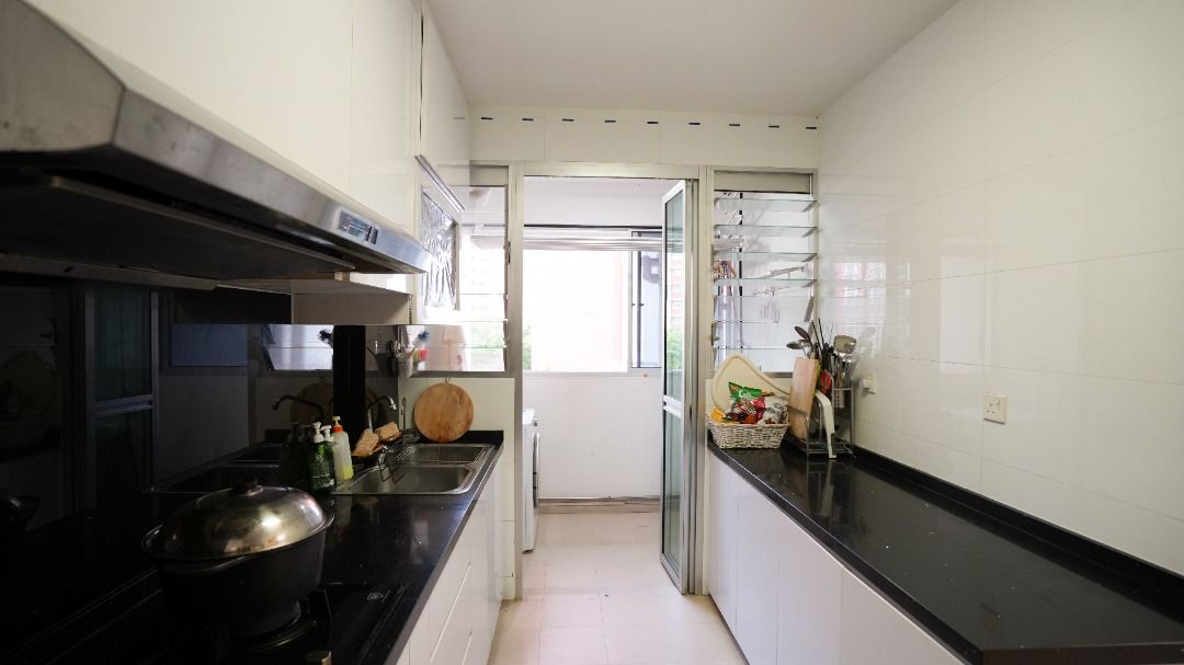 5rm Corner Unit. Functional Layout. Priced To Sell!, Property, For Sale ...