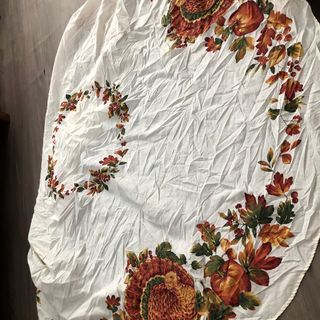 63” round table cloth