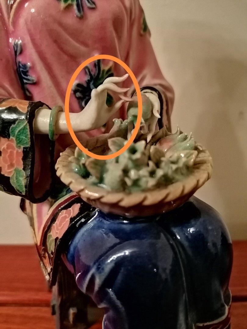 林偉東陶瓷公仔（殘品）, 興趣及遊戲, 玩具& 遊戲類- Carousell