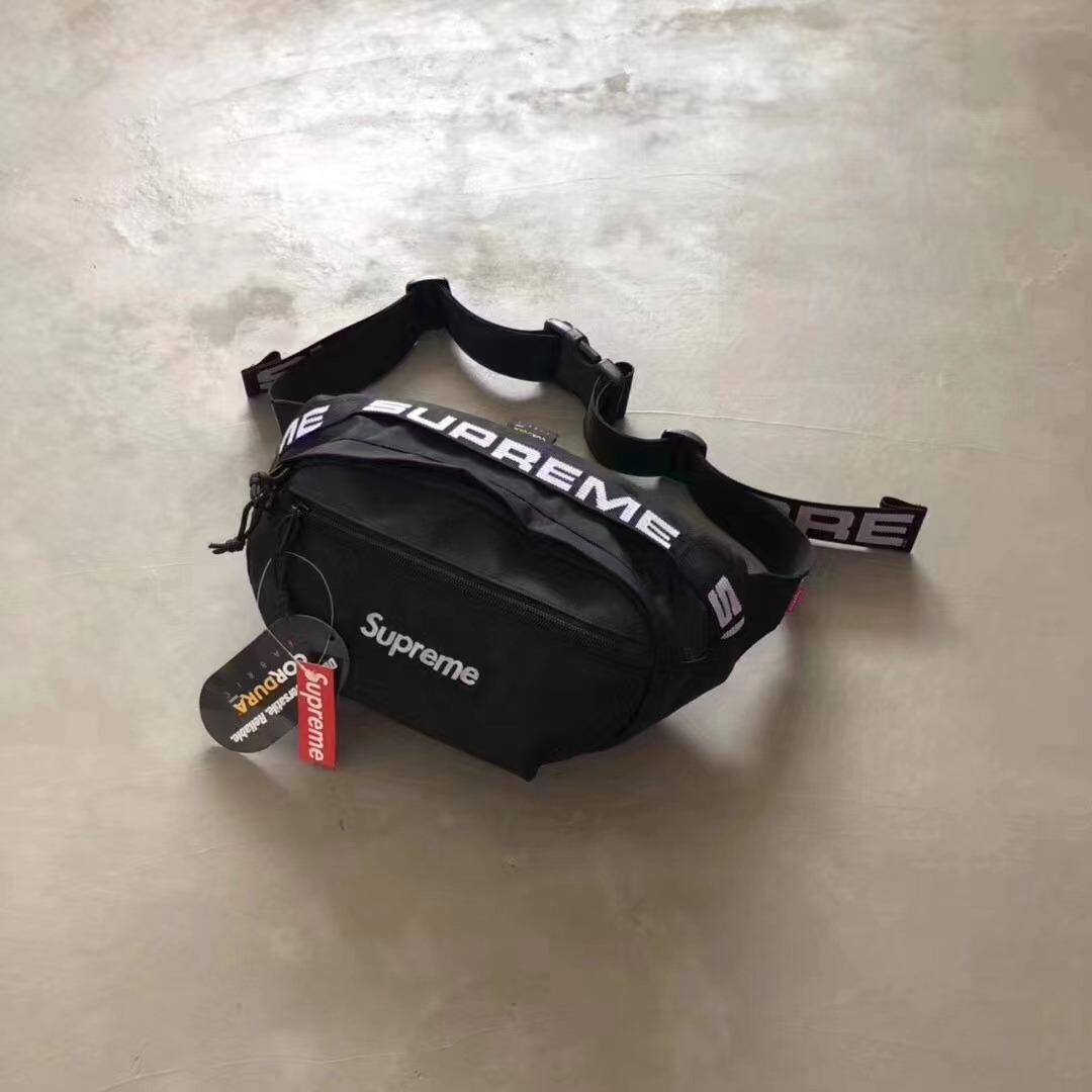 Supreme 44th waist bag sales