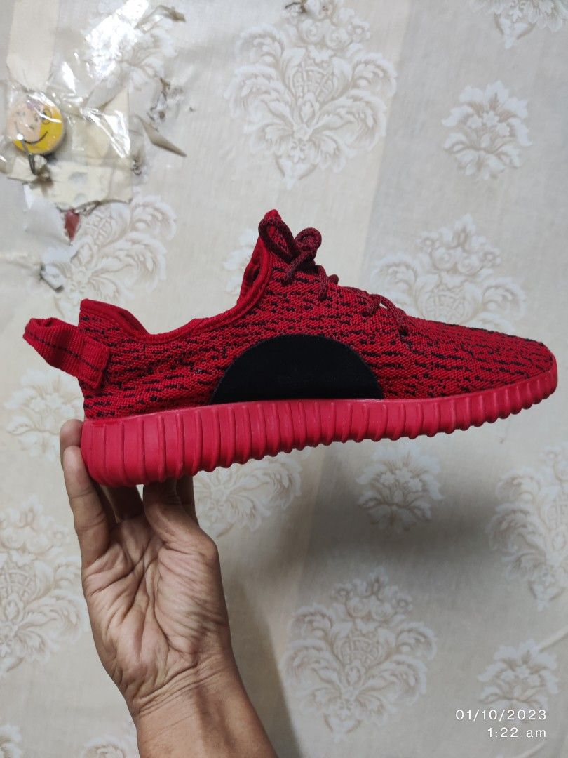 Adidas yeezy red xs top
