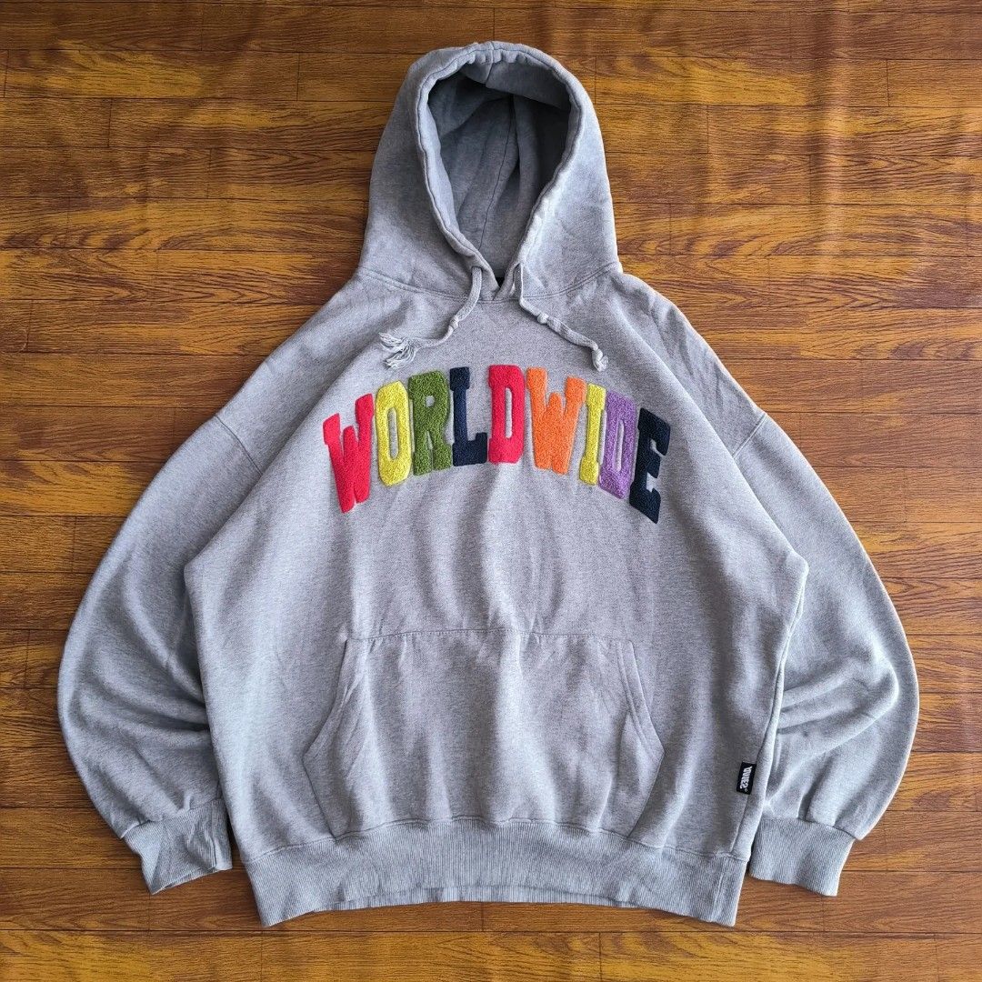 Ames worldwide hoodie, Fesyen Pria, Pakaian Baju Luaran di Carousell