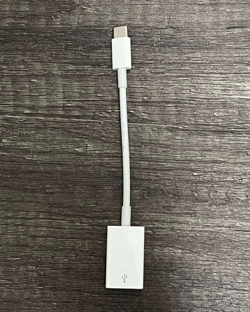 Apple USBC to USB Adapter, 電腦＆科技, 電腦周邊及配件, 電腦線、轉接線及轉換器 Carousell